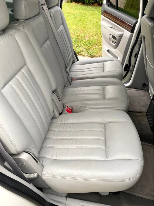 2004 Lincoln Aviator 1st Gen - Image 13 of 20