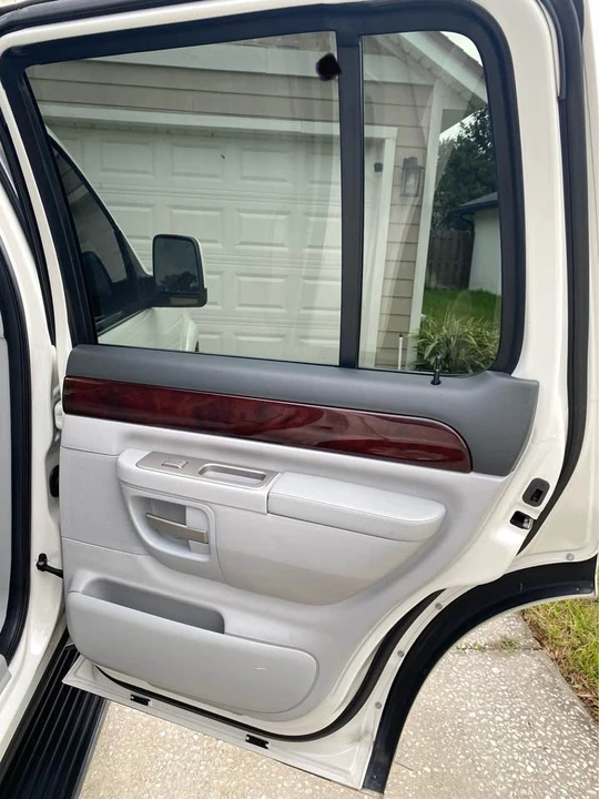 2004 Lincoln Aviator 1st Gen - Image 15 of 20