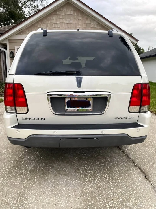 2004 Lincoln Aviator 1st Gen - Image 5 of 20