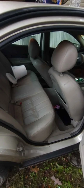 2004 Lincoln LS - Image 8 of 11