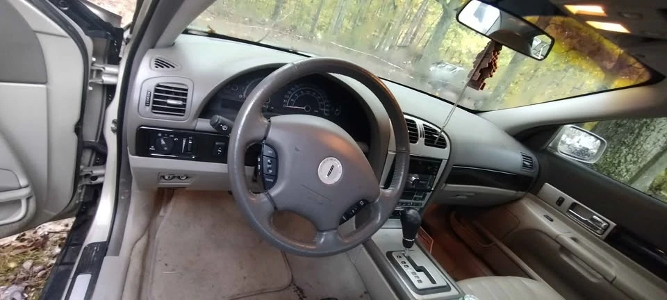 2004 Lincoln LS - Image 5 of 11