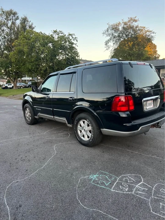 2004 Lincoln Navigator 2nd Gen - Image 7 of 17
