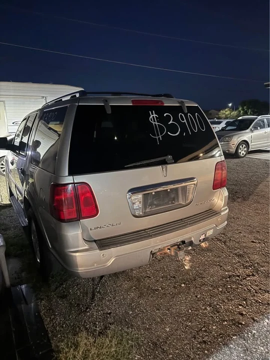 2004 Lincoln Navigator 2nd Gen - Image 5 of 12