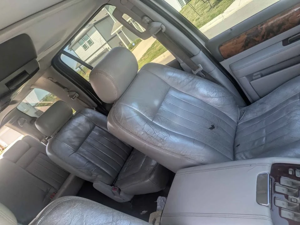 2004 Lincoln Navigator 2nd Gen - Image 14 of 19