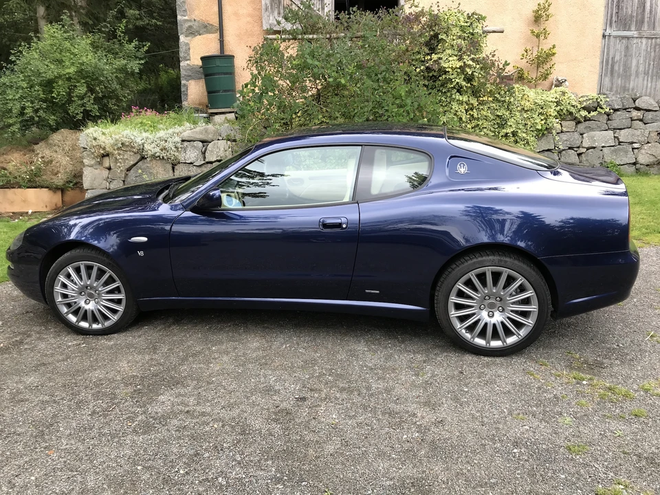 2004 Maserati Coupe - Image 17 of 31