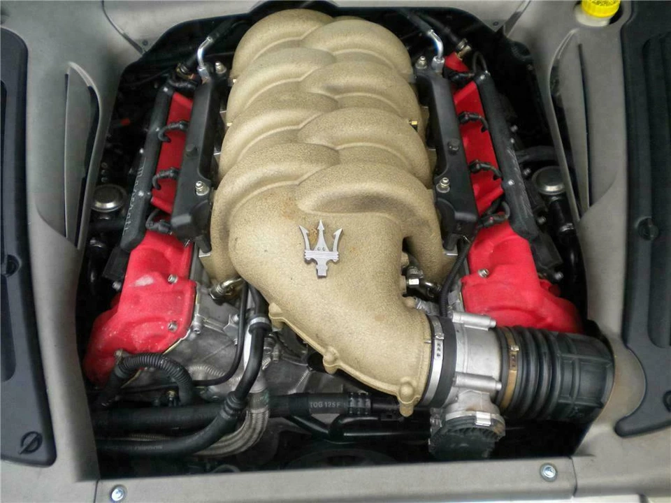 2004 Maserati Spyder - Image 3 of 4
