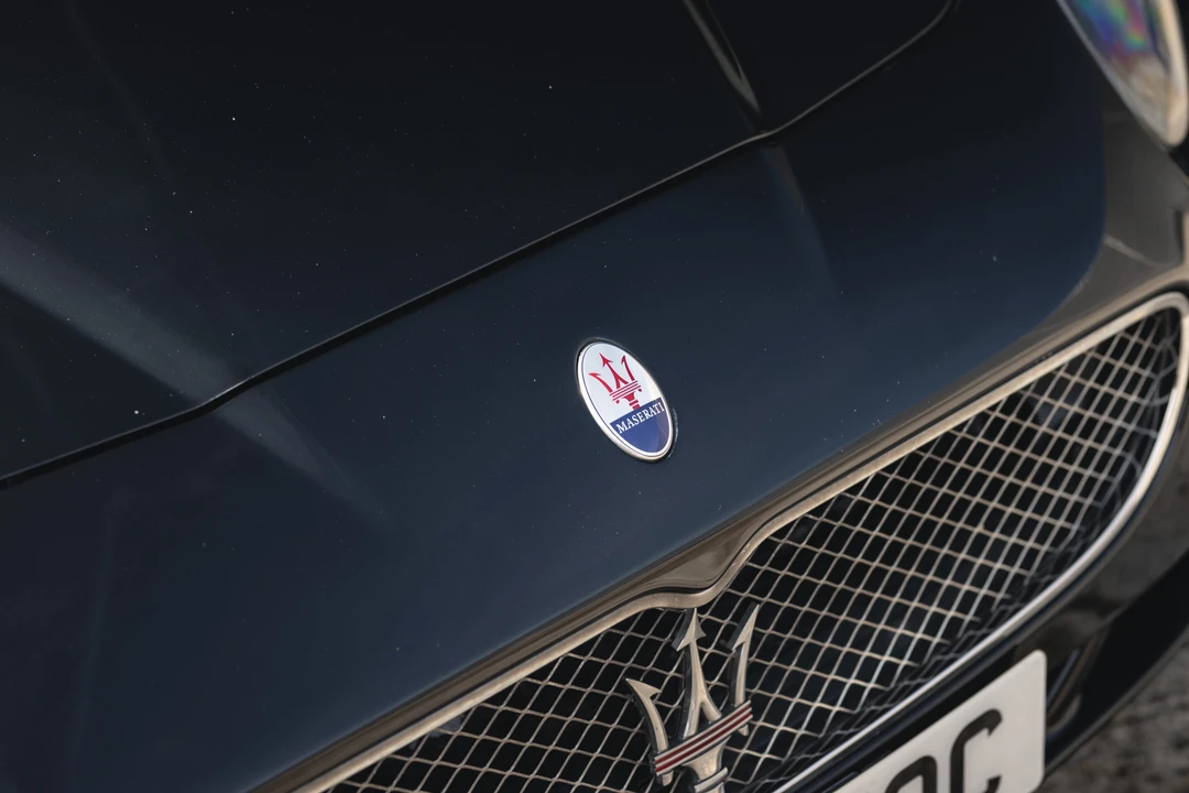2004 Maserati Coupe - Image 17 of 31