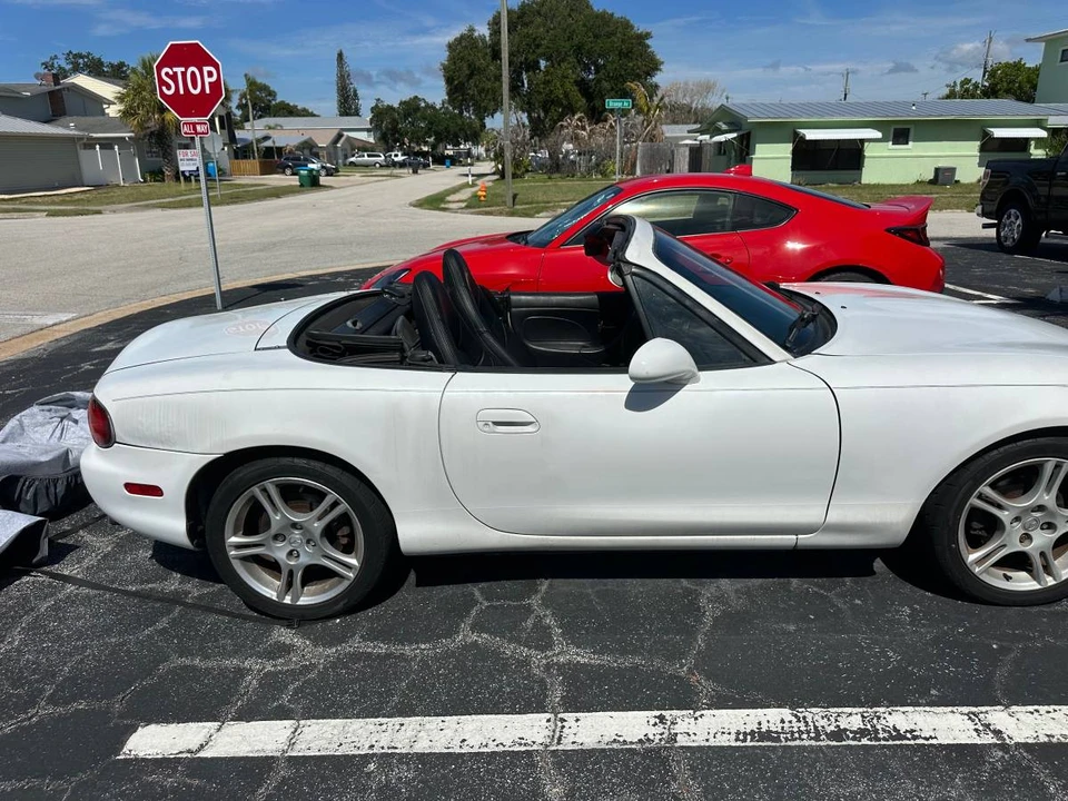 2004 Mazda NB MX-5 Miata - Image 6 of 6