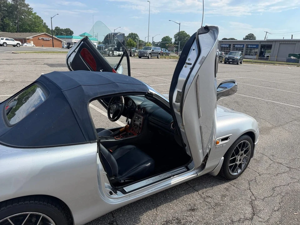2004 Mazda NB MX-5 Miata - Image 17 of 31