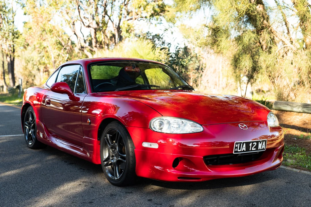 2004 Mazda NB MX-5 Miata - Image 4 of 31