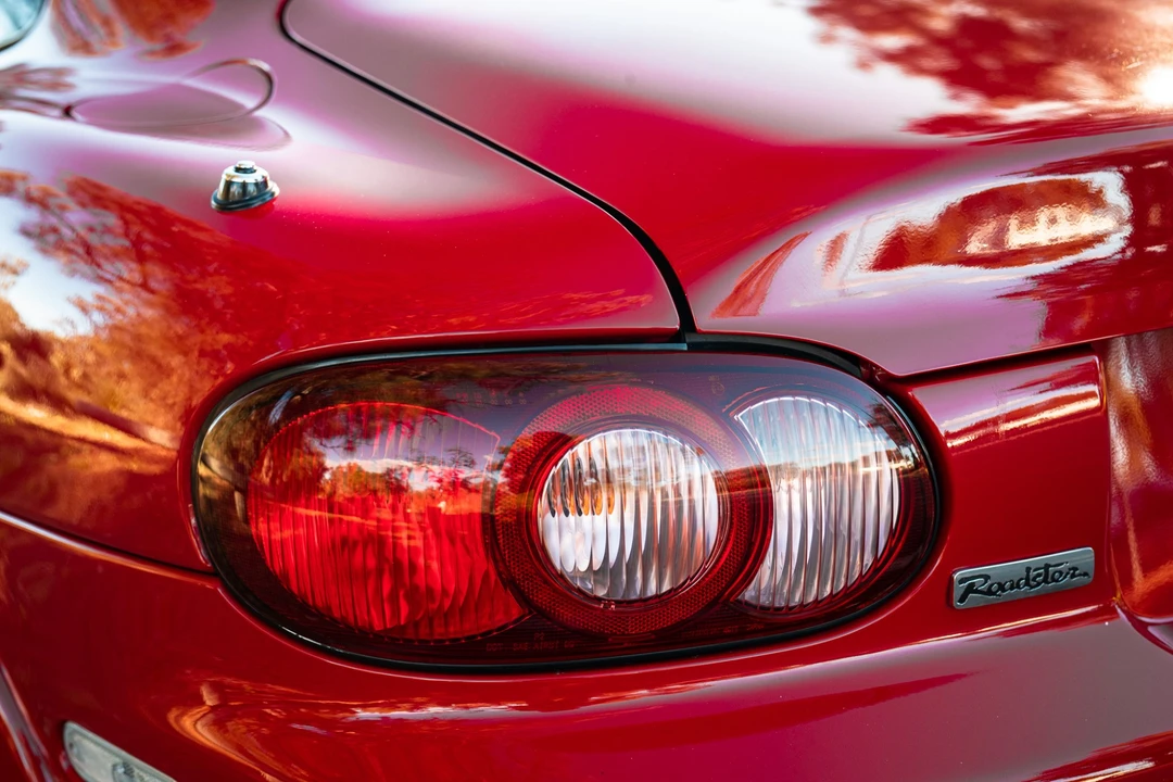 2004 Mazda NB MX-5 Miata - Image 28 of 31