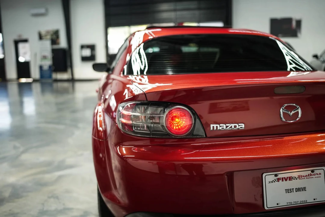 2004 Mazda RX-8 1st Gen - Image 25 of 31