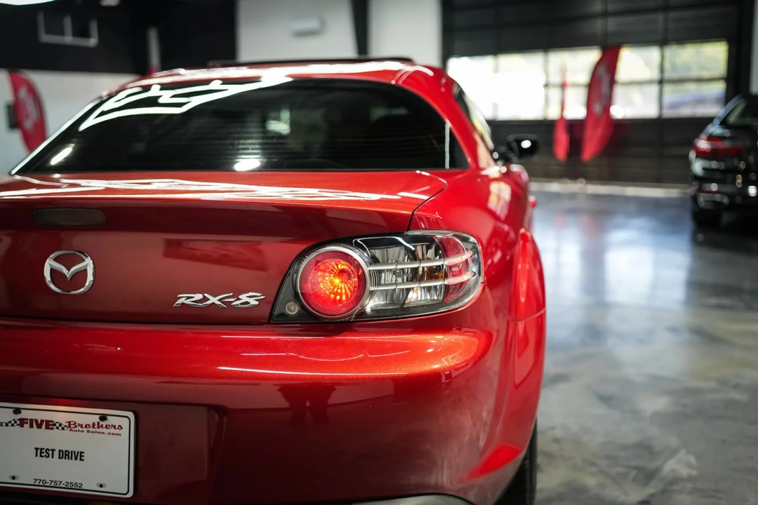 2004 Mazda RX-8 1st Gen - Image 24 of 31