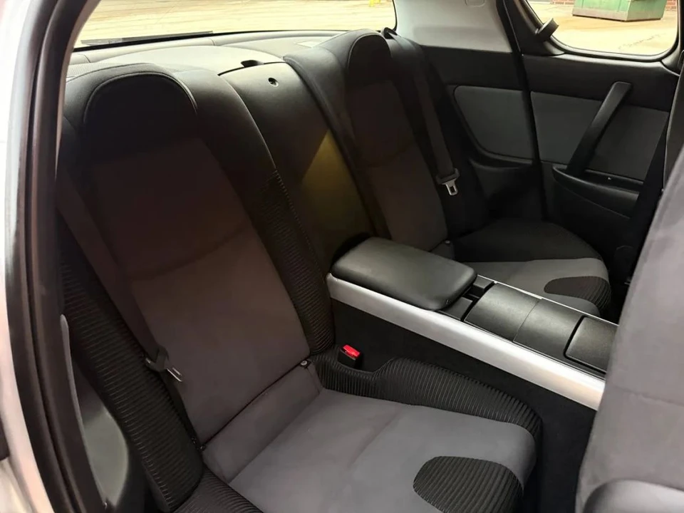 2004 Mazda RX-8 1st Gen - Image 21 of 31