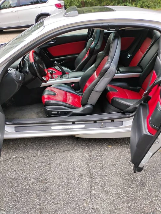 2004 Mazda RX-8 1st Gen - Image 19 of 23