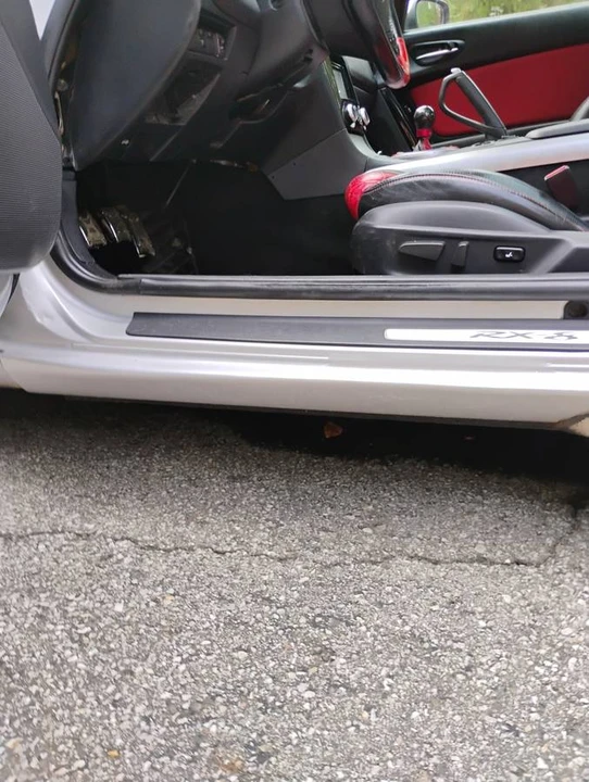 2004 Mazda RX-8 1st Gen - Image 21 of 23