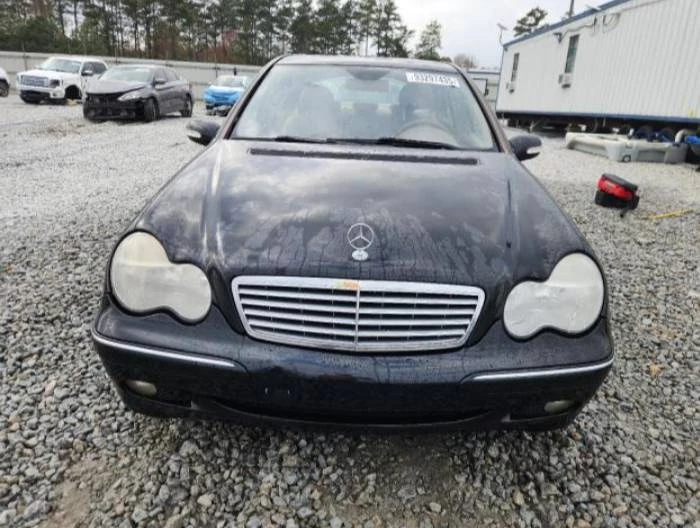 2004 Mercedes-Benz W203 C-Class - Image 2 of 15