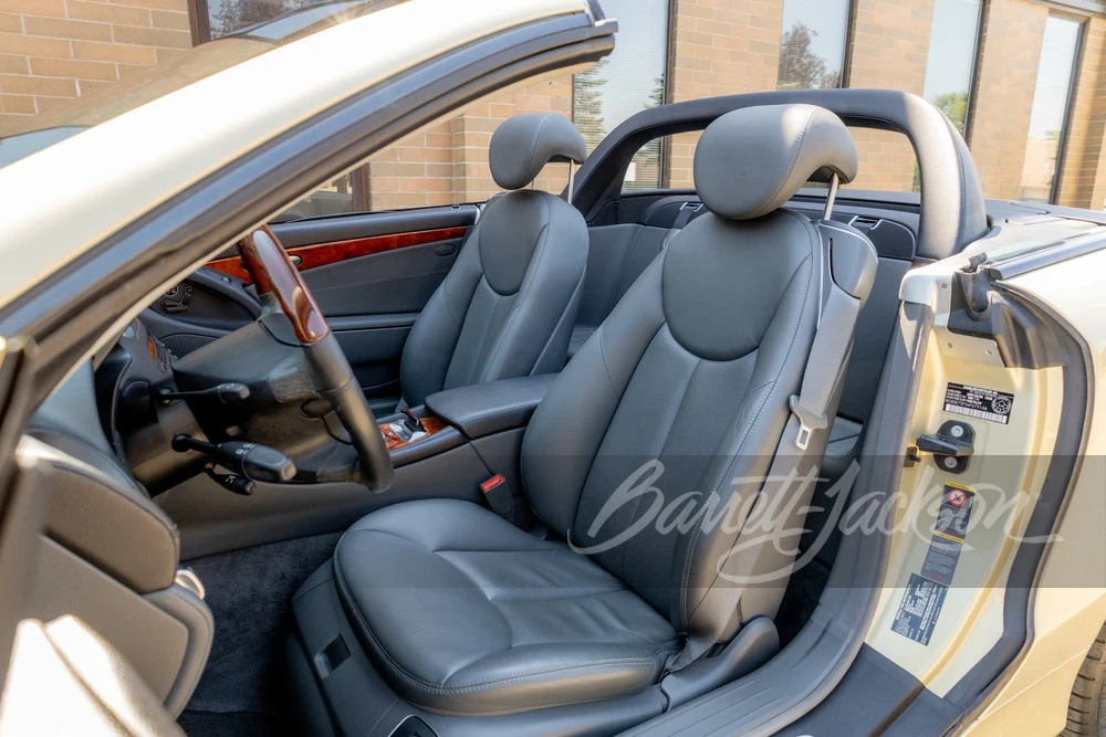 2004 Mercedes-Benz R230 SL-Class - Image 6 of 17