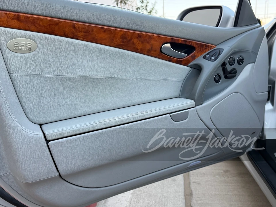 2004 Mercedes-Benz R230 SL-Class - Image 9 of 9