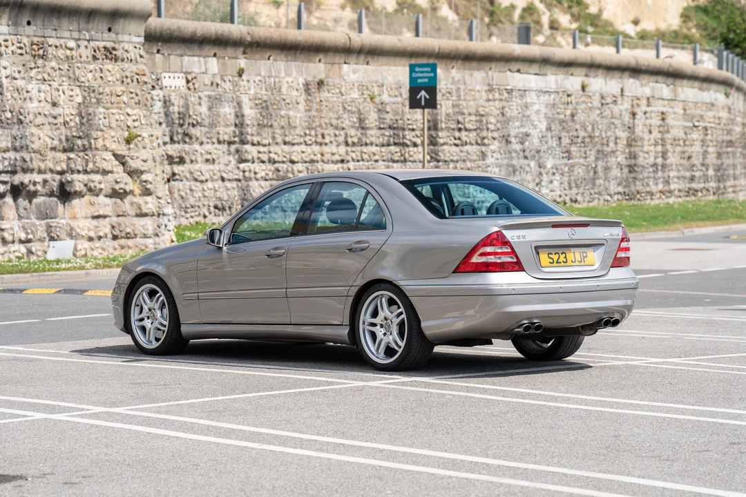 2004 Mercedes-Benz W203 C 55 AMG - Image 8 of 31