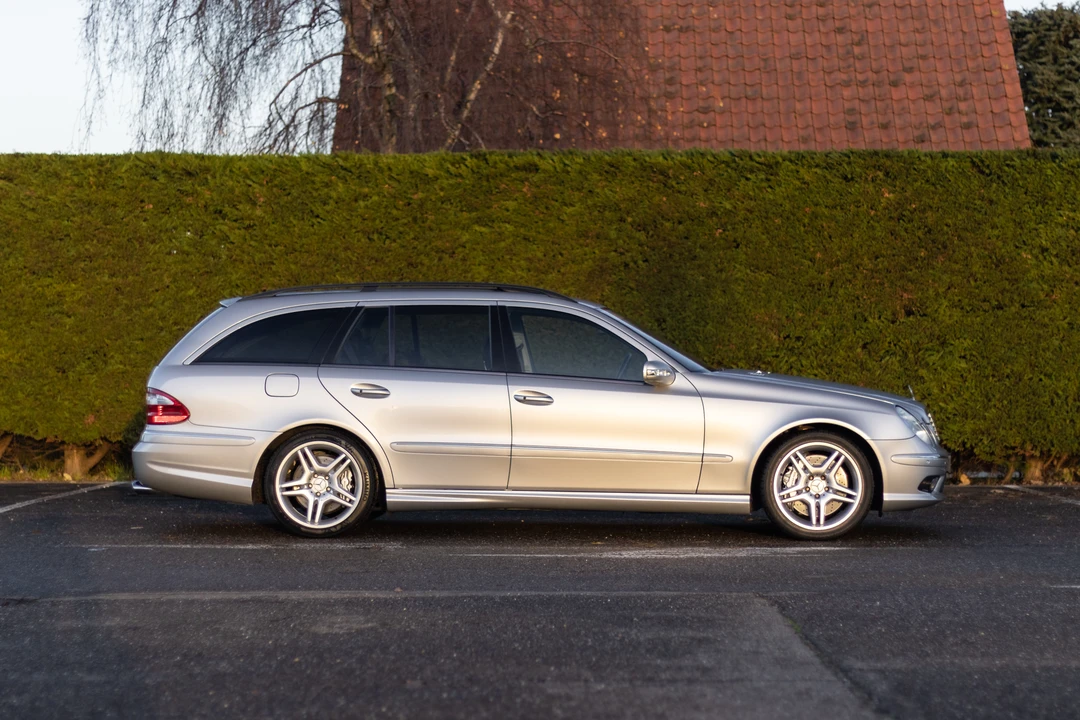 2004 Mercedes-Benz W211 E 55 & E 63 AMG - Image 5 of 31