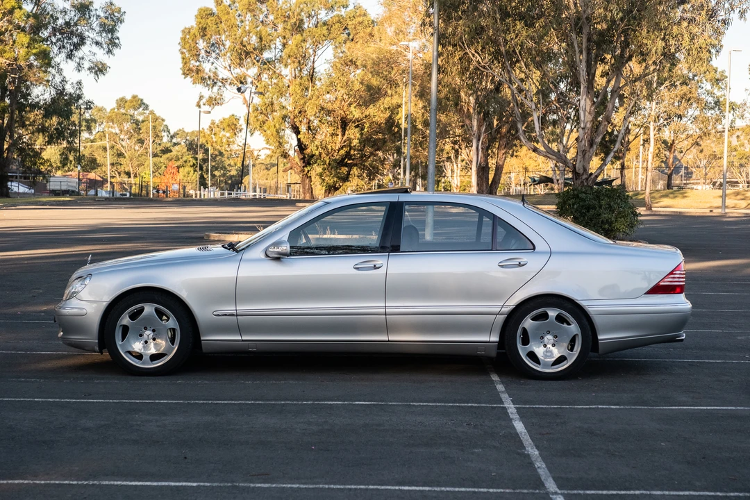 2004 Mercedes-Benz W220 S-Class - Image 15 of 31