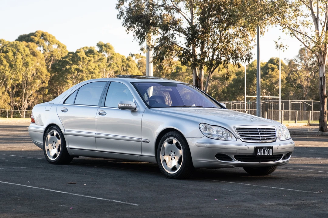 2004 Mercedes-Benz W220 S-Class - Image 2 of 31