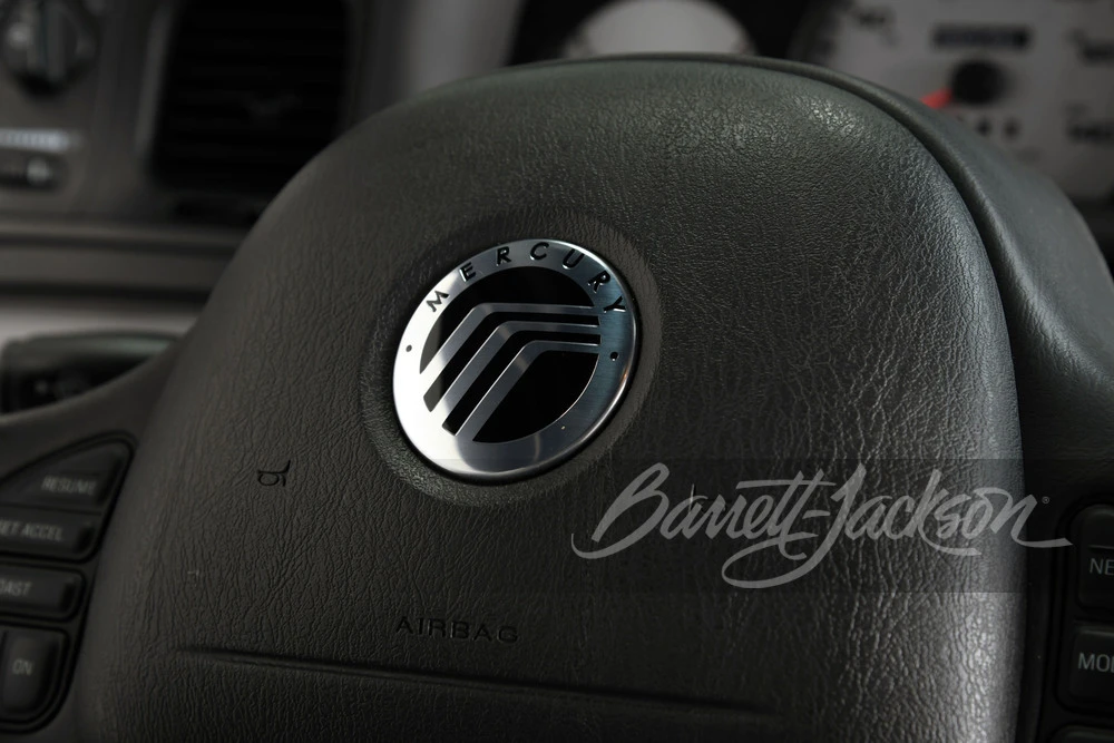 2004 Mercury Marauder - Image 19 of 31