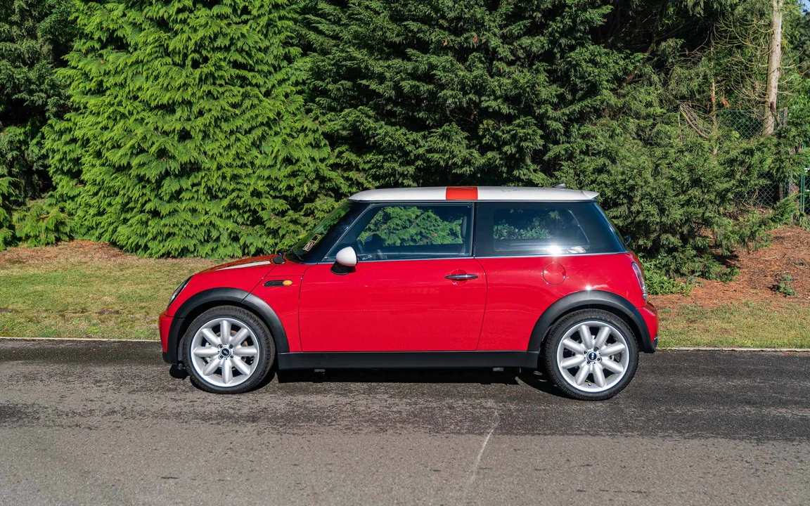 2004 Mini Mini 1st Gen - Image 13 of 31