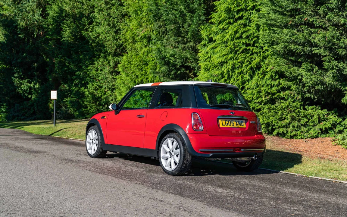 2004 Mini Mini 1st Gen - Image 21 of 31