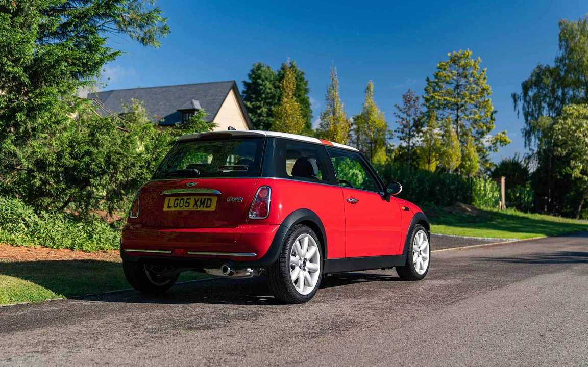 2004 Mini Mini 1st Gen - Image 8 of 31