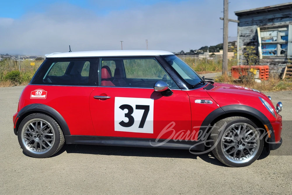 2004 Mini Mini Cooper S 1st Gen - Image 13 of 24
