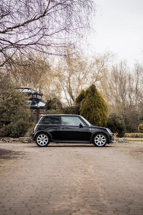 2004 Mini Mini Cooper S 1st Gen - Image 9 of 31