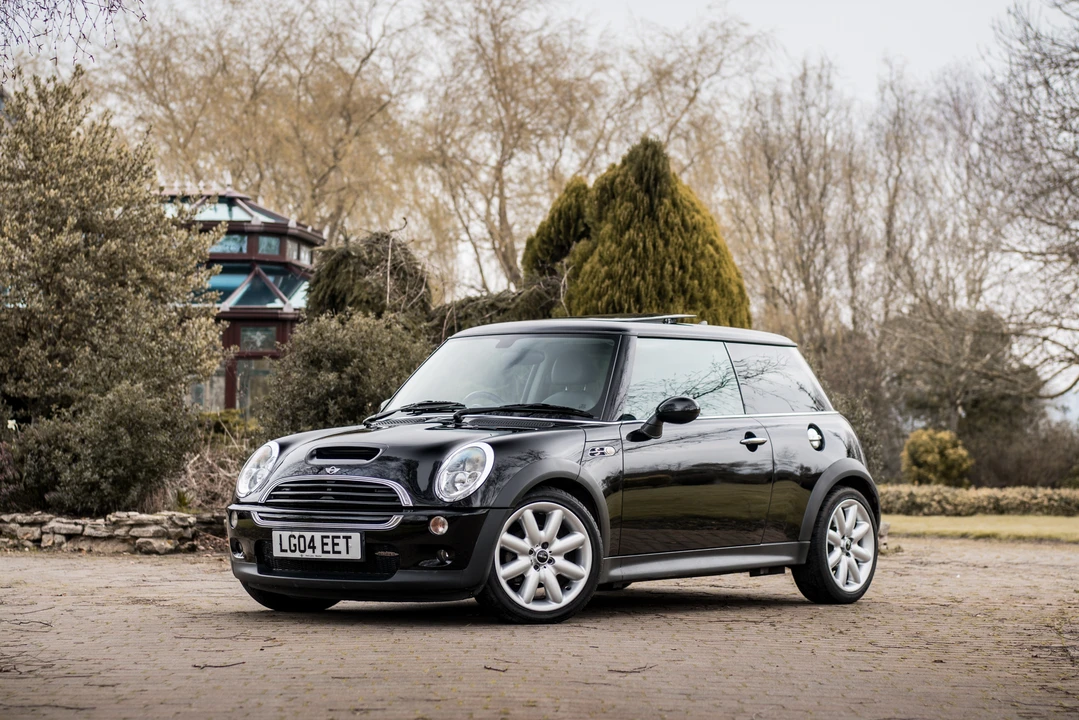 2004 Mini Mini Cooper S 1st Gen - Image 12 of 31