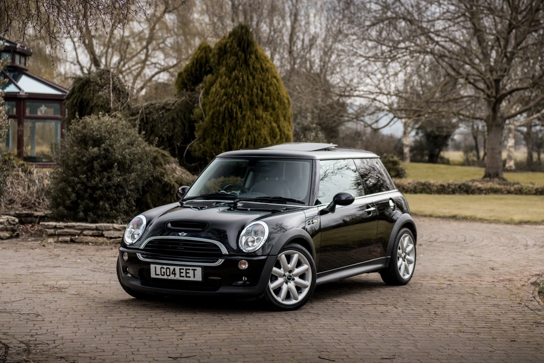 2004 Mini Mini Cooper S 1st Gen - Image 14 of 31
