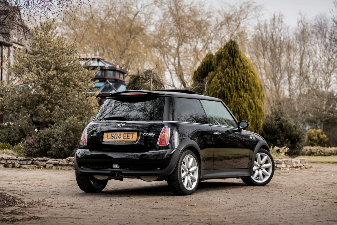 2004 Mini Mini Cooper S 1st Gen - Image 22 of 31