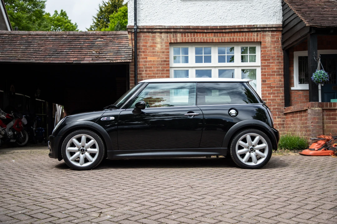 2004 Mini Mini Cooper S 1st Gen - Image 8 of 31