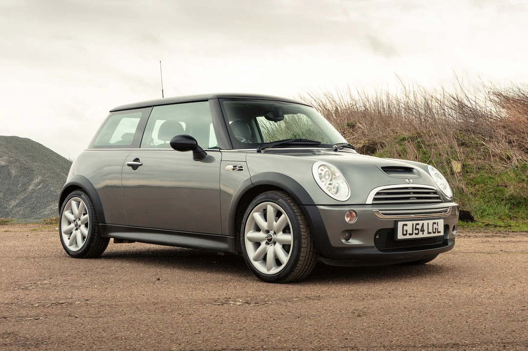 2004 Mini Mini Cooper S 1st Gen - Image 2 of 31