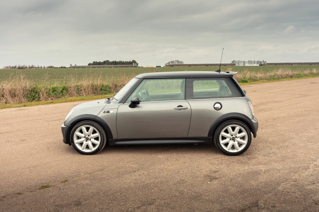 2004 Mini Mini Cooper S 1st Gen - Image 5 of 31