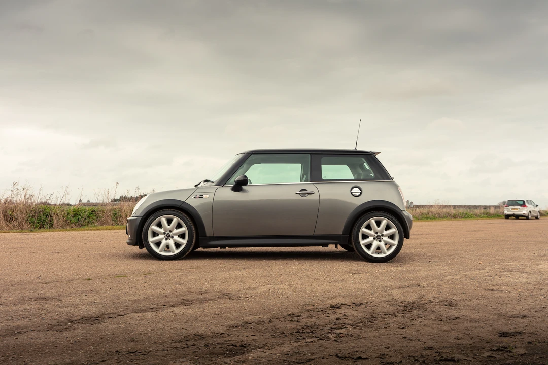 2004 Mini Mini Cooper S 1st Gen - Image 11 of 31