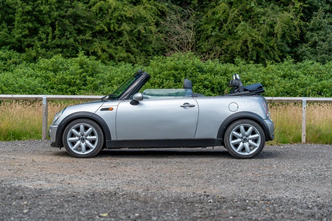 2004 Mini Mini 1st Gen - Image 7 of 30