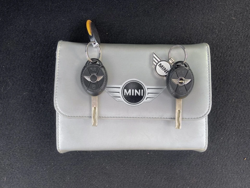 2004 Mini Mini 1st Gen - Image 22 of 30