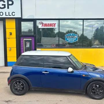 2004 MINI Cooper Hatchback 2D