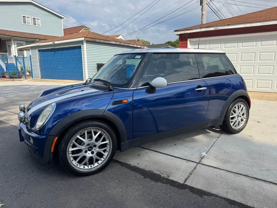 2004 Mini Mini Cooper S 1st Gen - Image 7 of 15