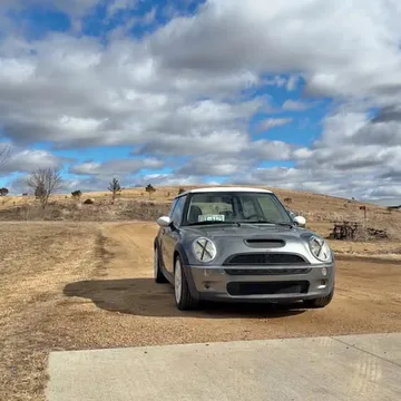 2004 MINI Cooper S Hatchback 2D