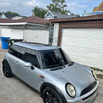 2004 MINI Cooper S Hatchback 2D