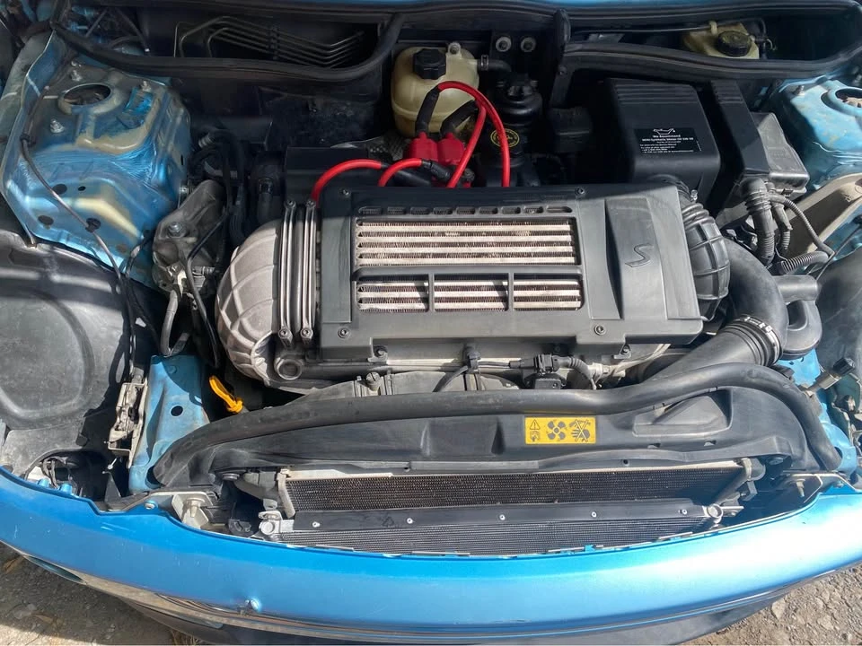 2004 Mini Mini Cooper S 1st Gen - Image 4 of 4