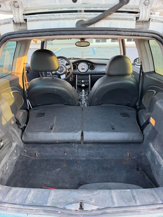 2004 Mini Mini Cooper S 1st Gen - Image 7 of 12
