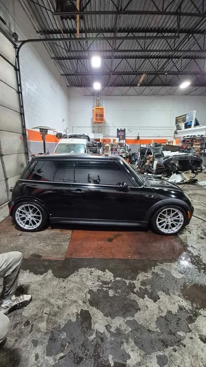 2004 Mini Mini Cooper S 1st Gen - Image 6 of 7