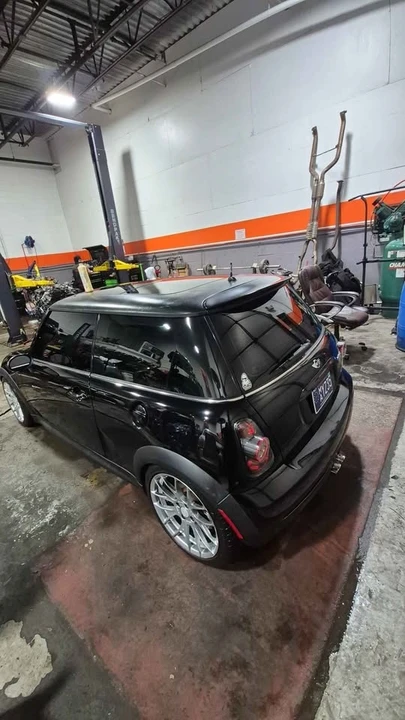 2004 Mini Mini Cooper S 1st Gen - Image 5 of 7